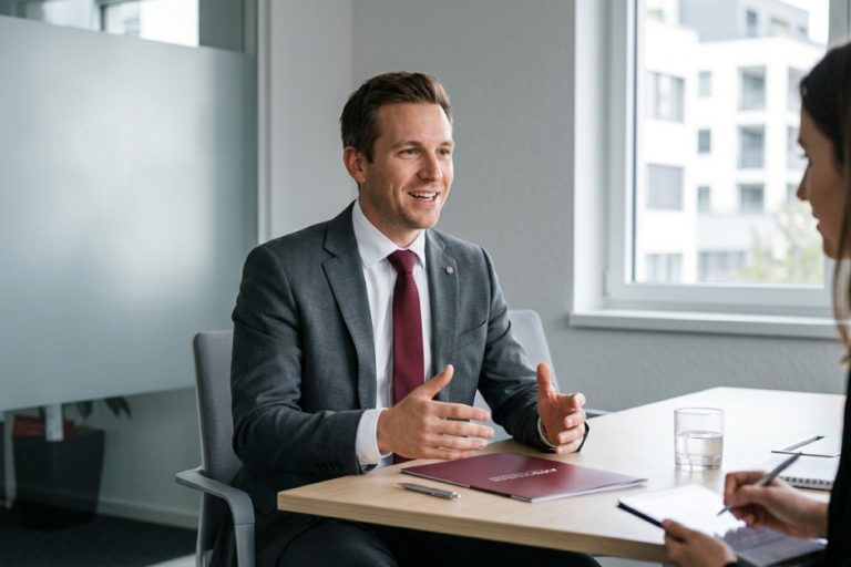 Faire la différence avec son CV de Directeur Commercial